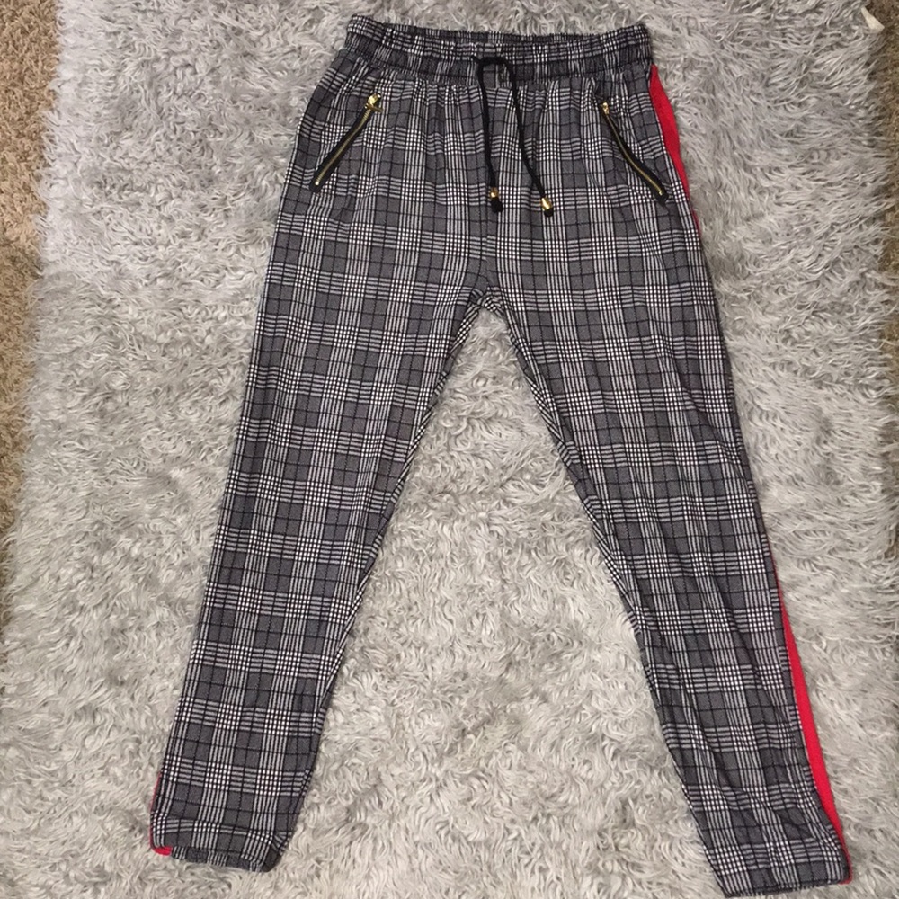 Indero Plaid joggers